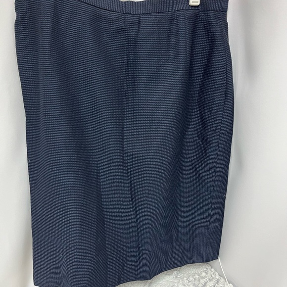 Akris 2-Piece Skirt and Jacket Suit Size 12 - Picture 11 of 12